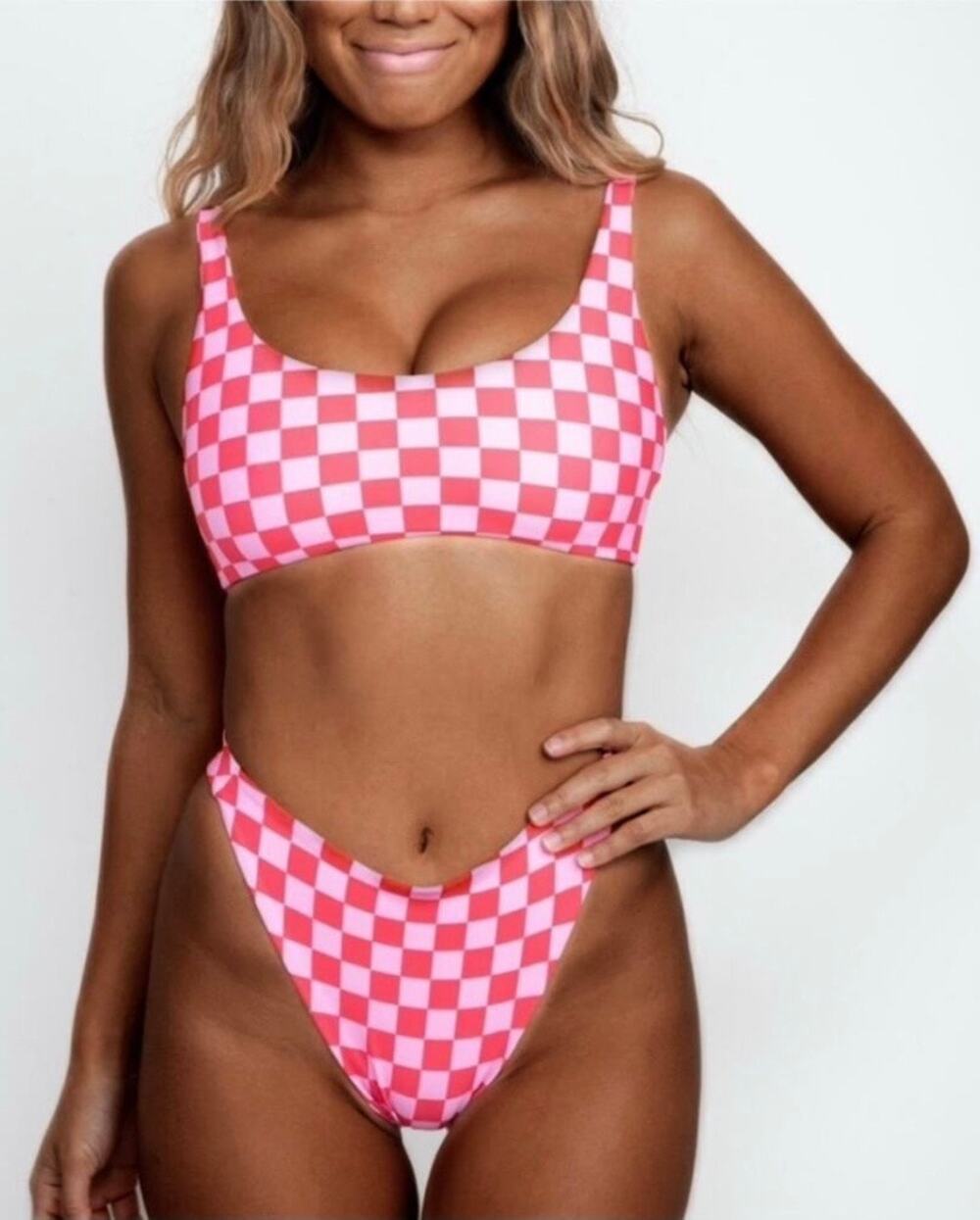 Skatie• ‘Kelly’ Bikini Bottoms in DAYTONA